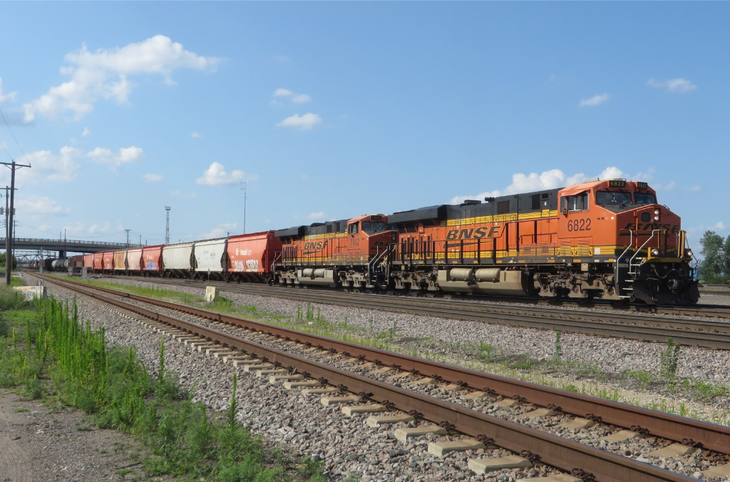 BNSF 6822 East